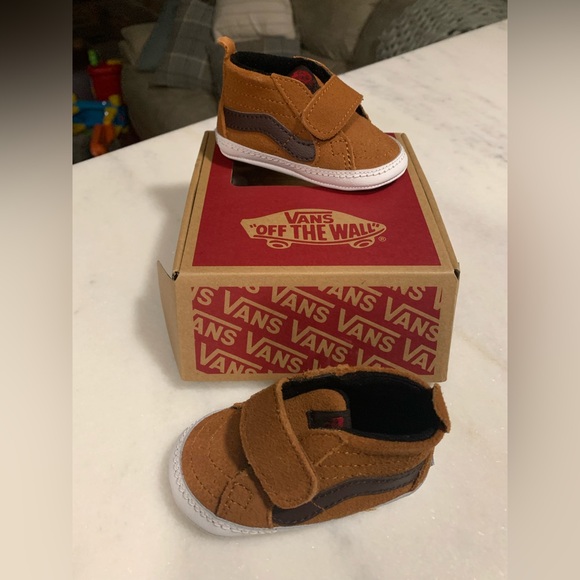 NIB vans infant shoe Sz 3. 3-6 months - Picture 1 of 1